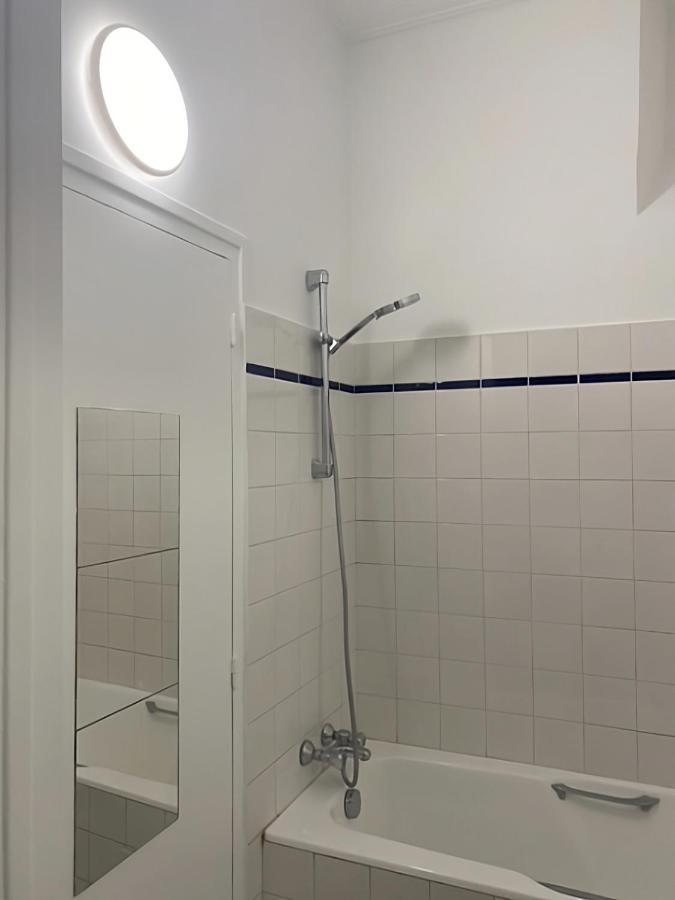 Spacious Apartment Next To Place Vendome París Exterior foto